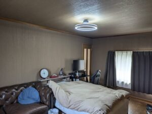 寝室のクロス張り替えリフォーム